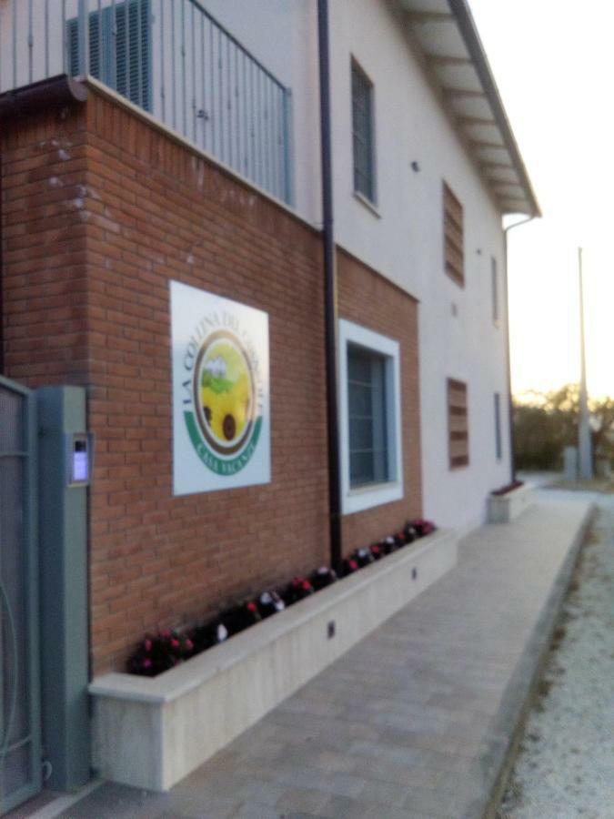 Villa La Collina Del Girasole Montecastrilli Exterior foto